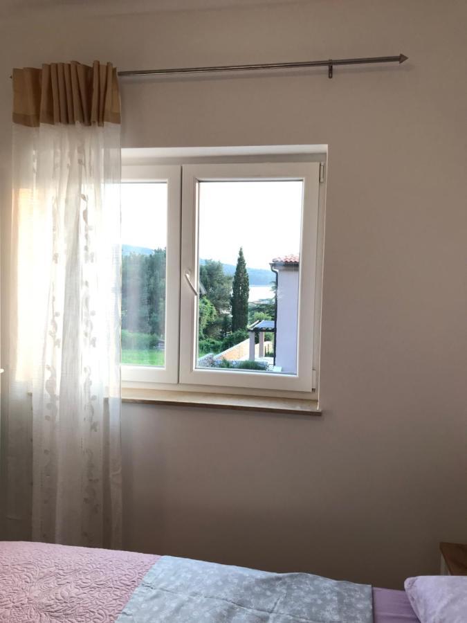 Apartmani Matea Cres Exteriör bild
