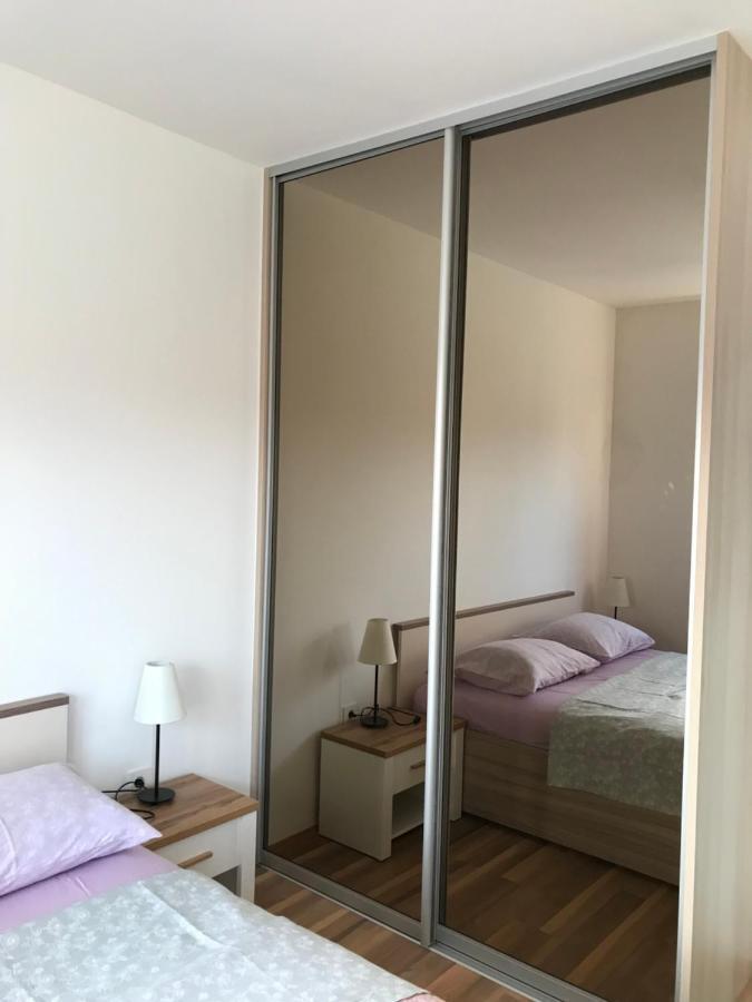 Apartmani Matea Cres Exteriör bild